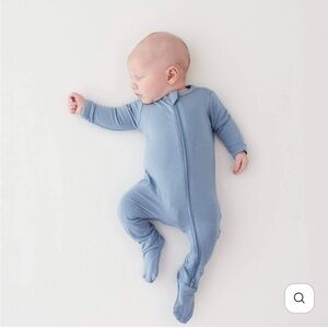 EUC Kyle Baby Double Zippered Footie in Slate, 0-3 months
